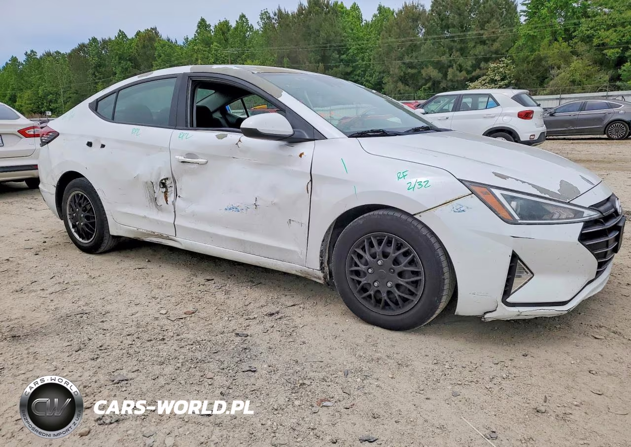 2020 Hyundai Elantra Se VIN:5NPD74LF4LH503820 - 4
