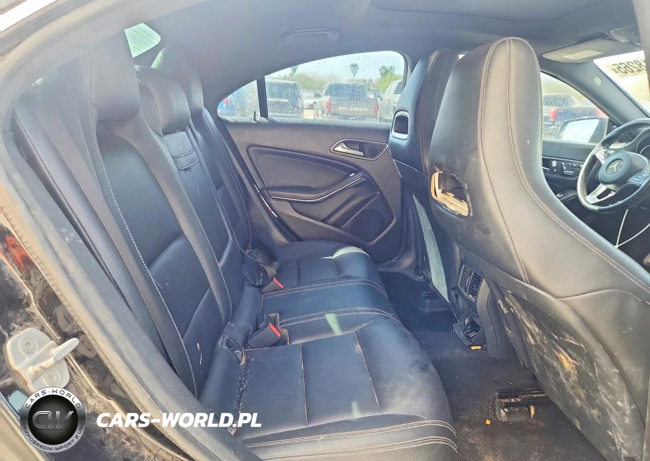 2018 Mercedes-Benz Cla 250 VIN:WDDSJ4EB8JN506127 - 10
