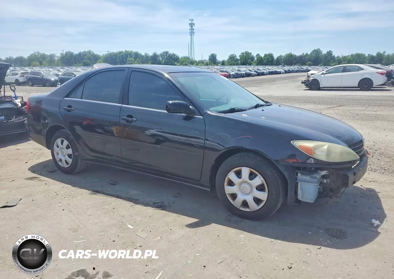 2004 Toyota Camry Le VIN:4T1BE32K44U375457 - 4