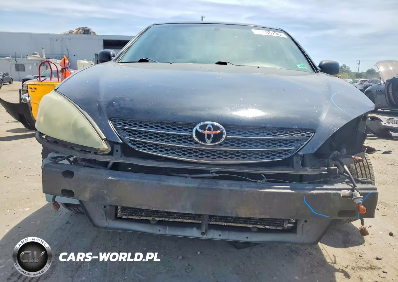 2004 Toyota Camry Le VIN:4T1BE32K44U375457 - 5