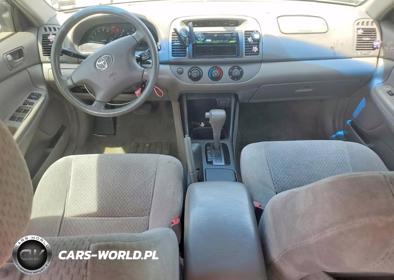2004 Toyota Camry Le VIN:4T1BE32K44U375457 - 8