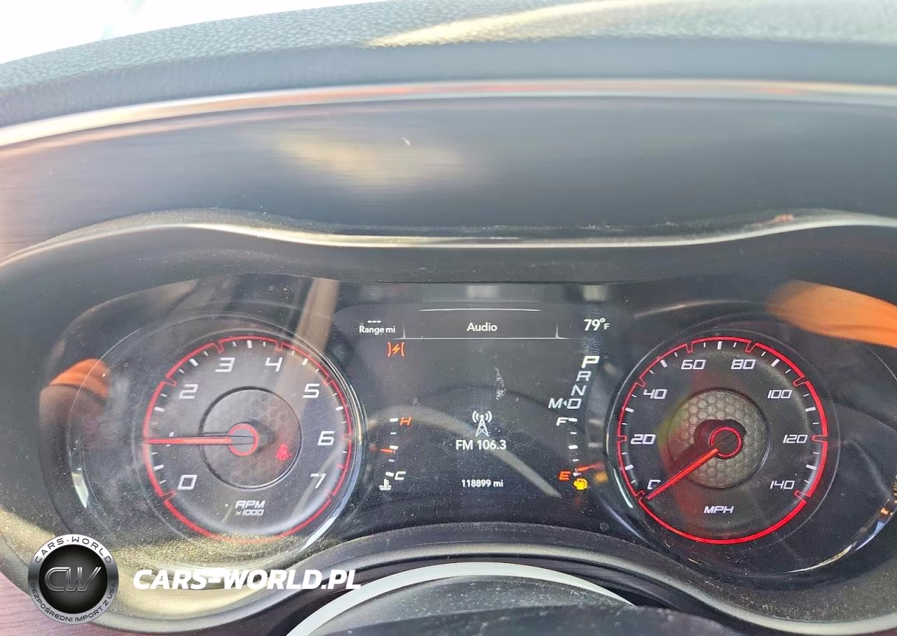 2018 Dodge Charger Sxt VIN:2C3CDXBG3JH313632 - 9