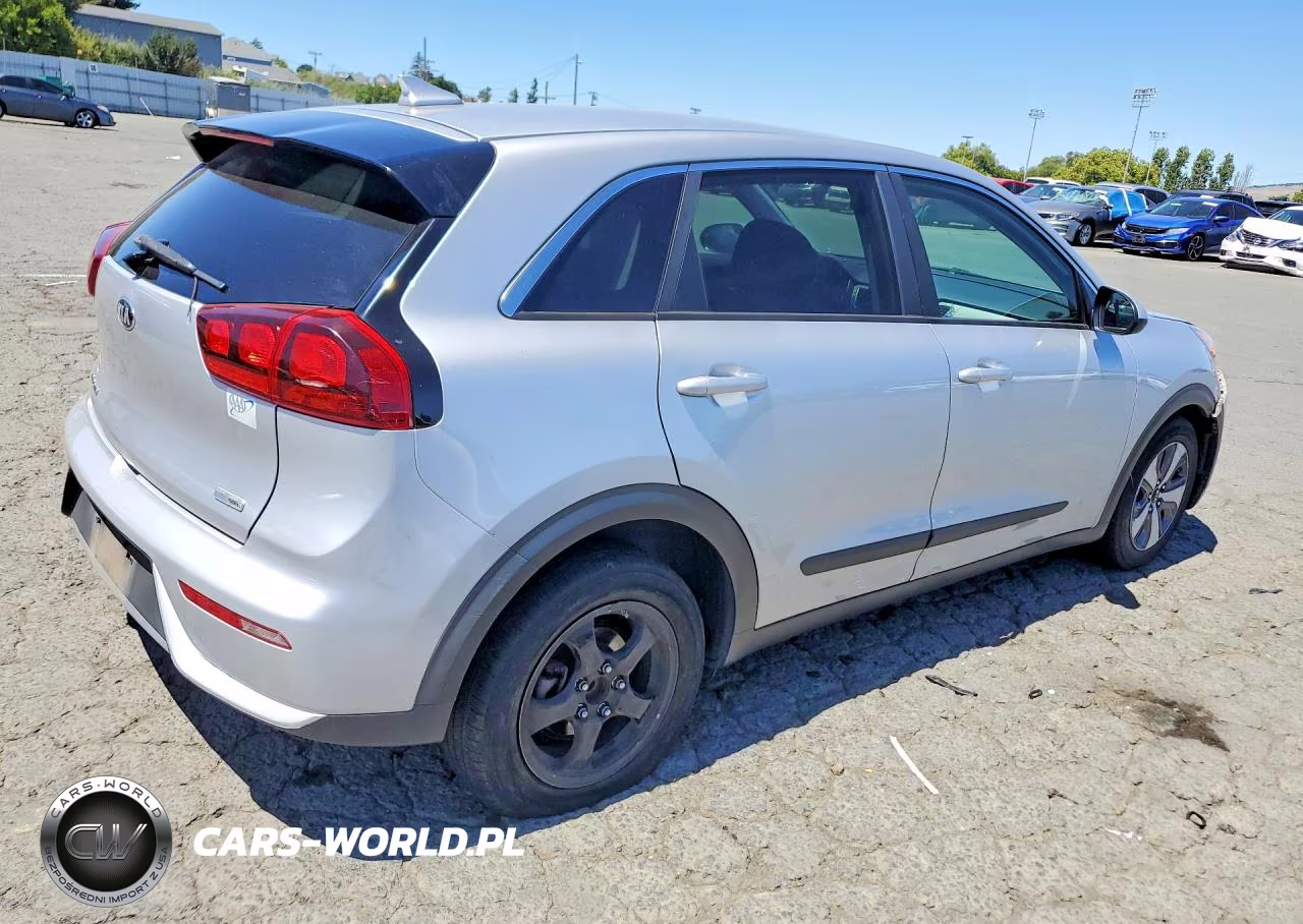 2017 Kia Niro Fe VIN:KNDCB3LC5H5036702 - 3