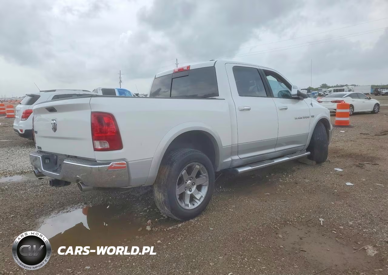 2012 Dodge Ram 1500 Laramie VIN:1C6RD6NT3CS113829 - 3