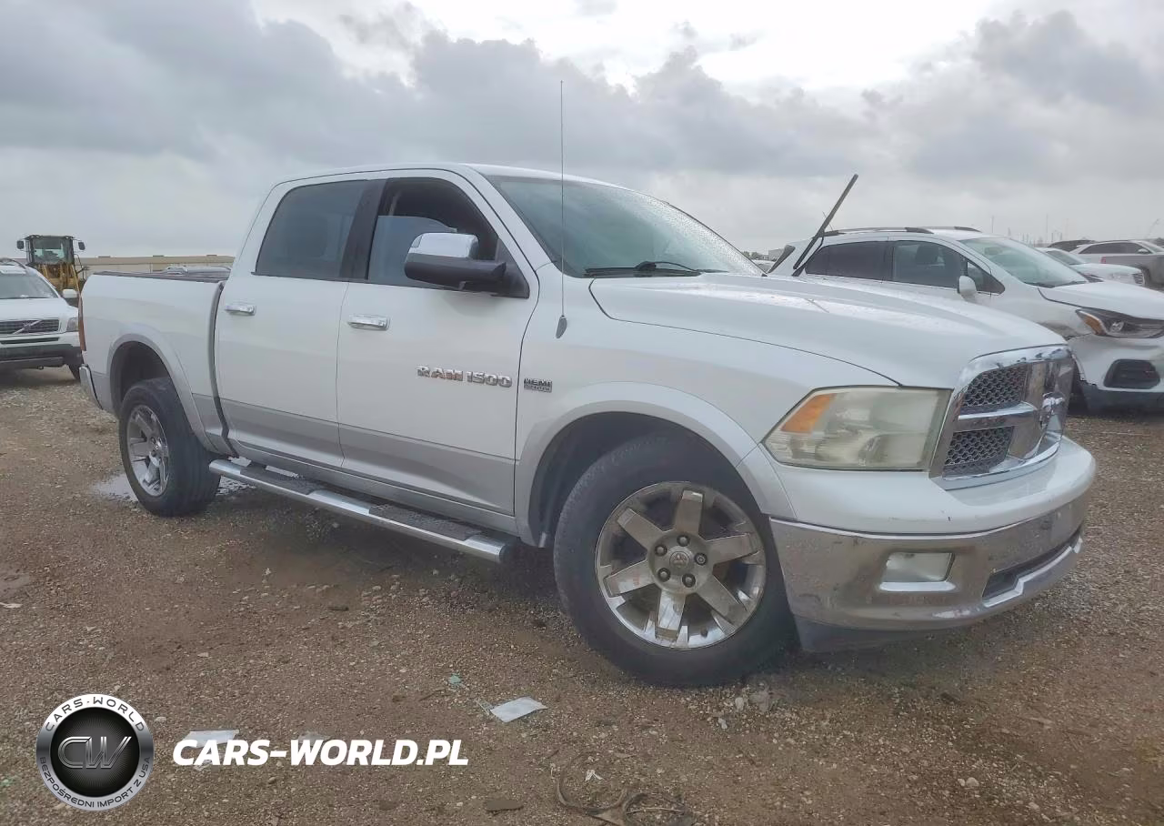 2012 Dodge Ram 1500 Laramie VIN:1C6RD6NT3CS113829 - 4