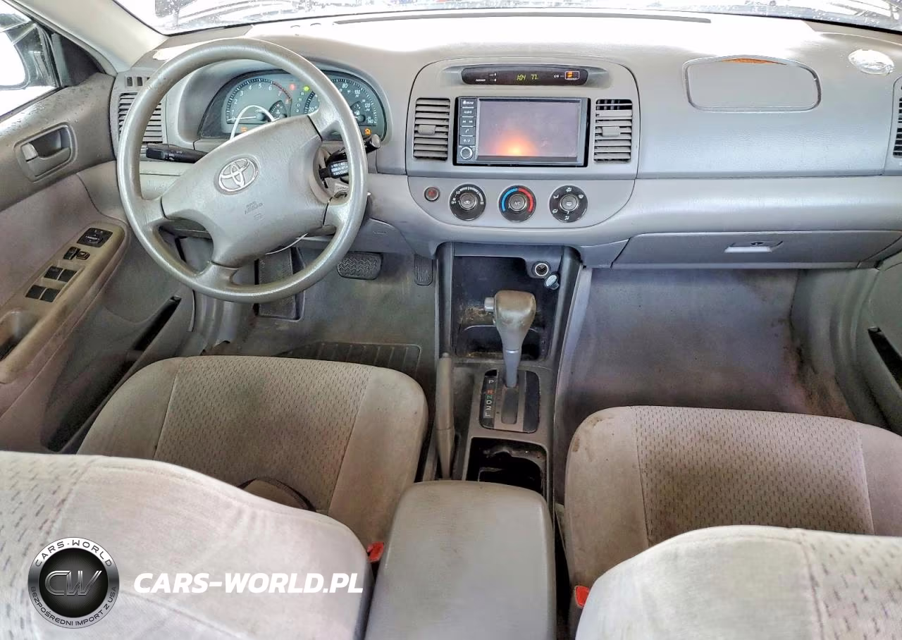 2004 Toyota Camry Le VIN:4T1BE32K14U294206 - 8