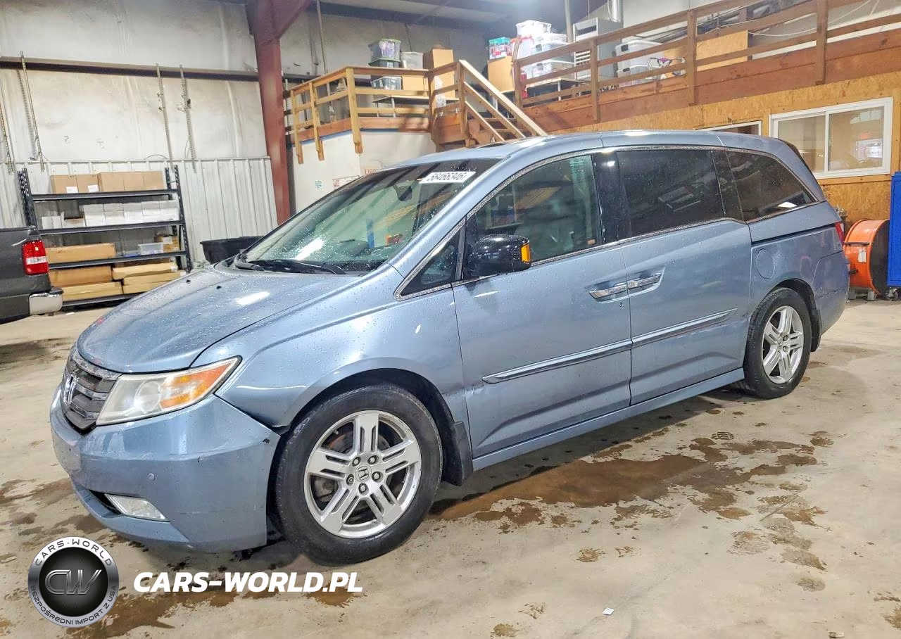 2013 Honda Odyssey Touring – zdjęcie 1 z 13