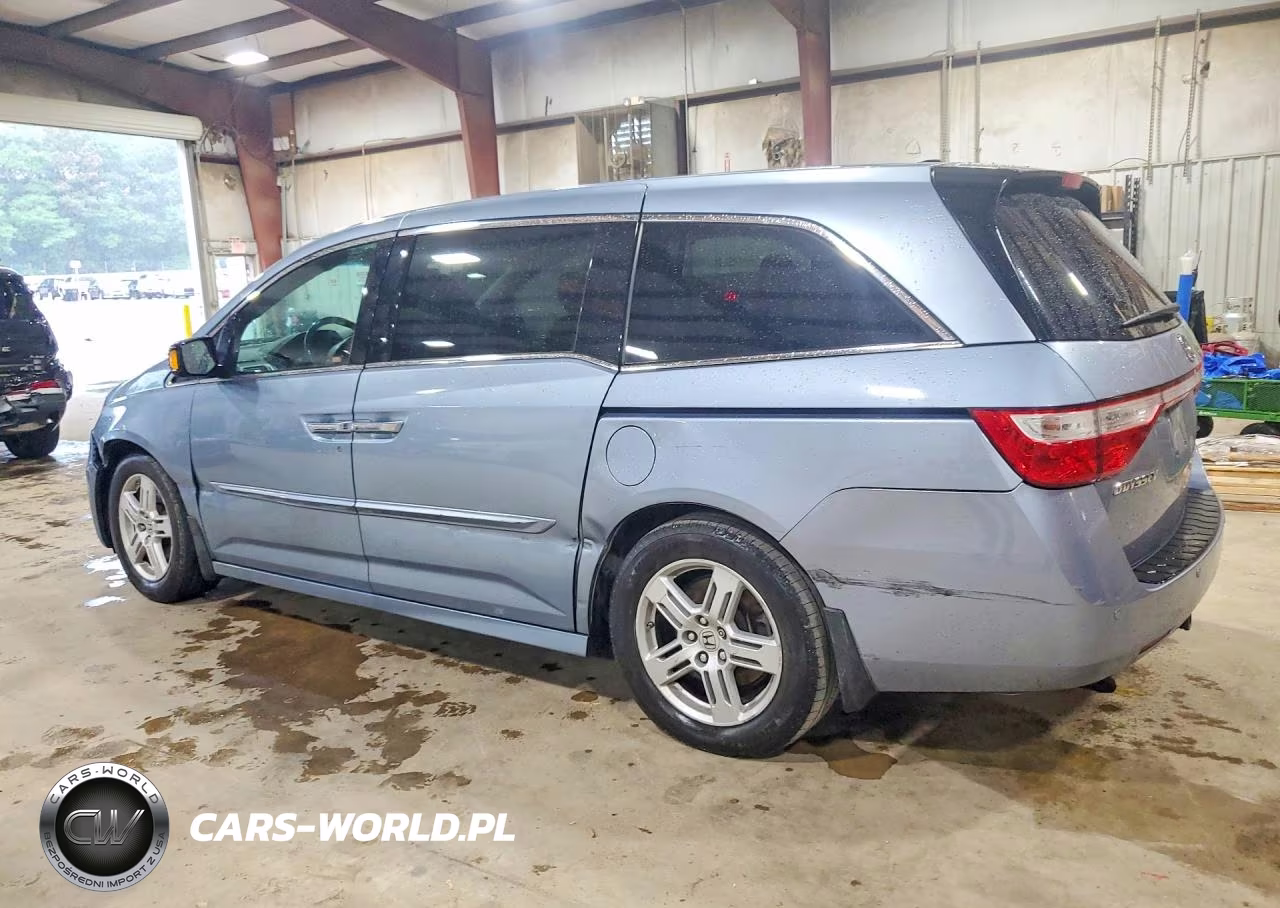 2013 Honda Odyssey Touring VIN:5FNRL5H93DB052129 - 2