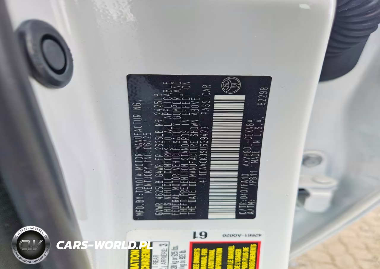 2025 Toyota Camry Le VIN:4T1DAACK3SU629423 - 12
