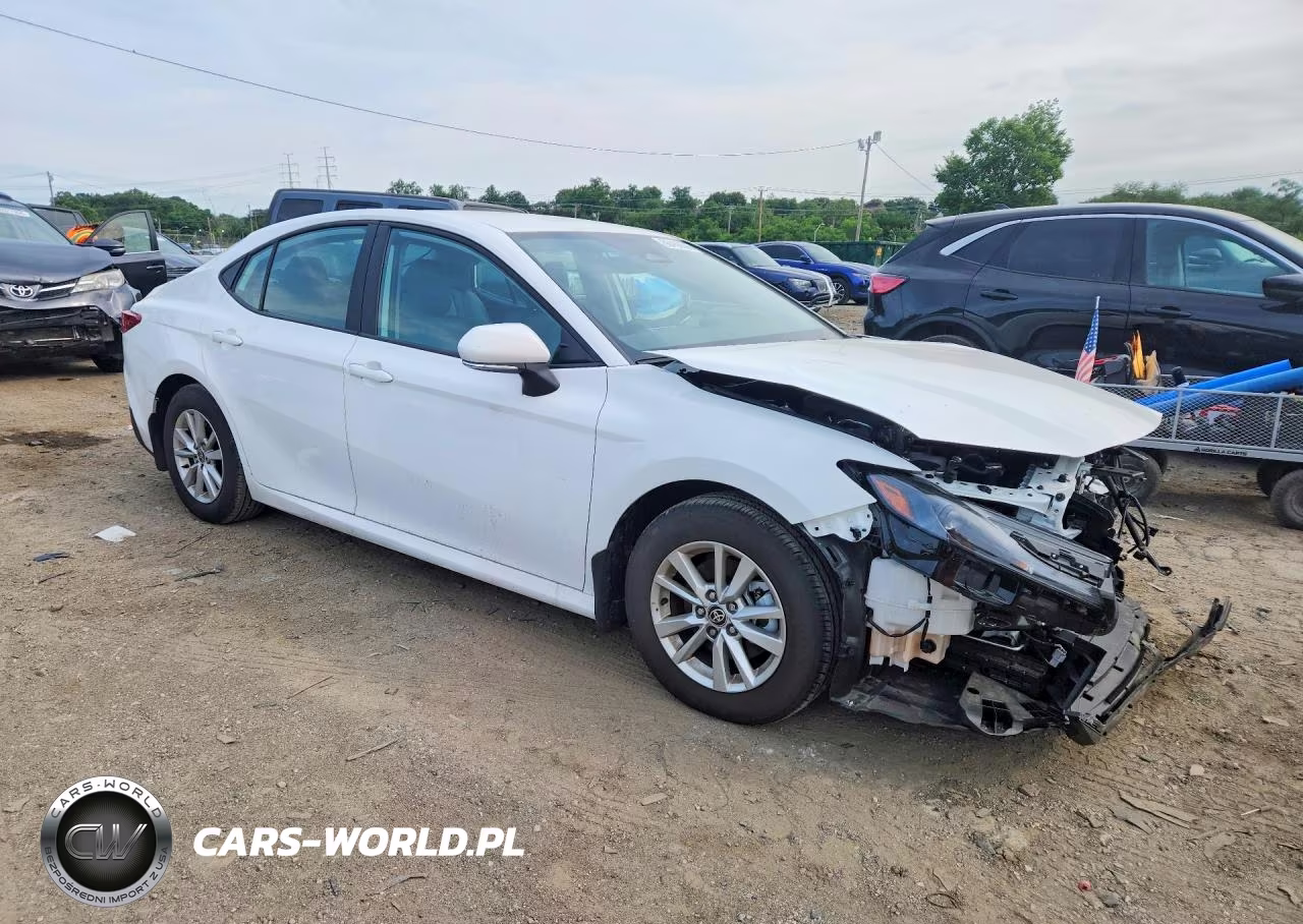 2025 Toyota Camry Le VIN:4T1DAACK3SU629423 - 4