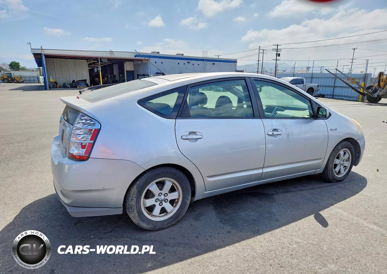 2008 Toyota Prius Base VIN:JTDKB20U483460970 - 3