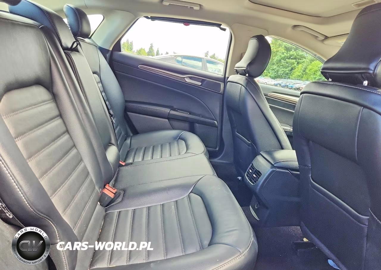 2017 Ford Fusion Se VIN:3FA6P0T91HR137076 - 10