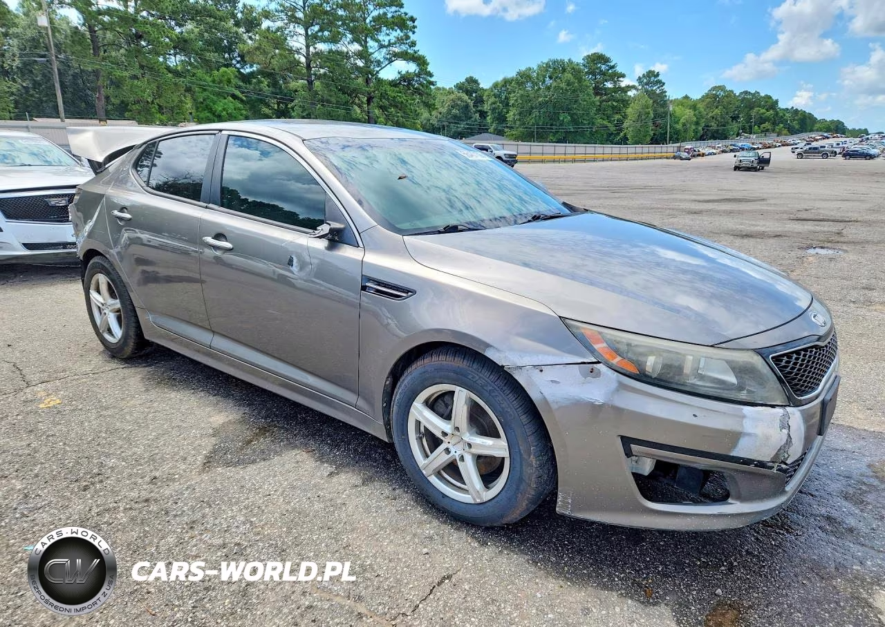 2014 Kia Optima Lx VIN:5XXGM4A79EG308215 - 4