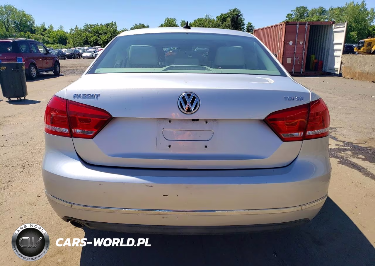 2015 Volkswagen Passat Se VIN:1VWBV7A39FC060584 - 6