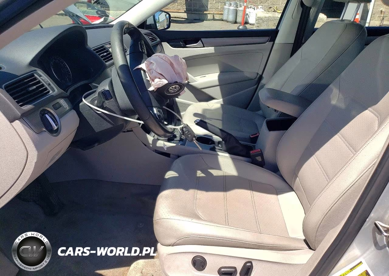 2015 Volkswagen Passat Se VIN:1VWBV7A39FC060584 - 7