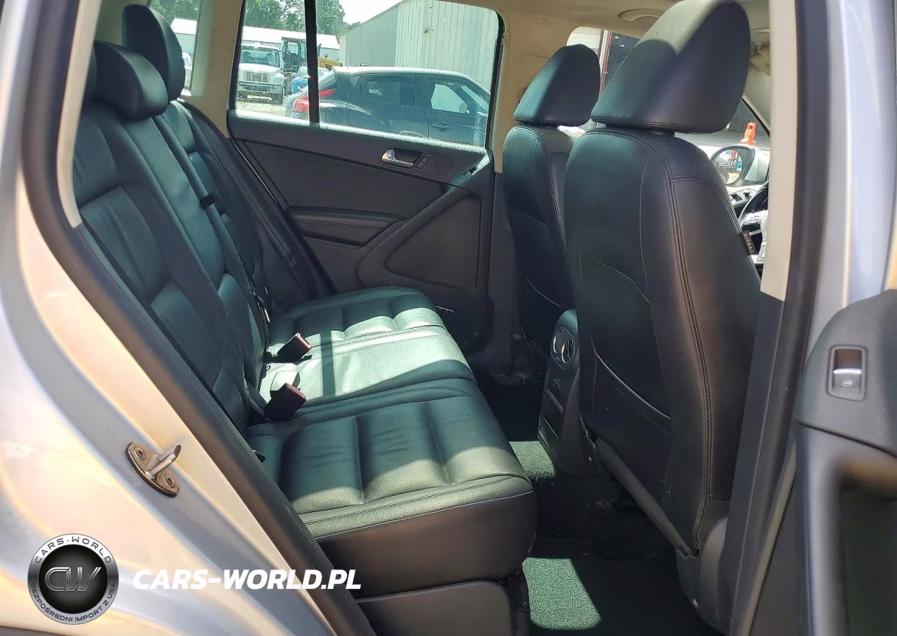 2016 Volkswagen Tiguan S VIN:WVGAV7AX9GW554280 - 11