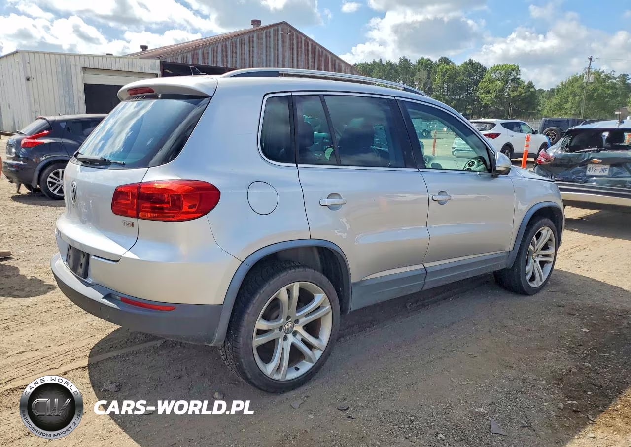2016 Volkswagen Tiguan S VIN:WVGAV7AX9GW554280 - 3