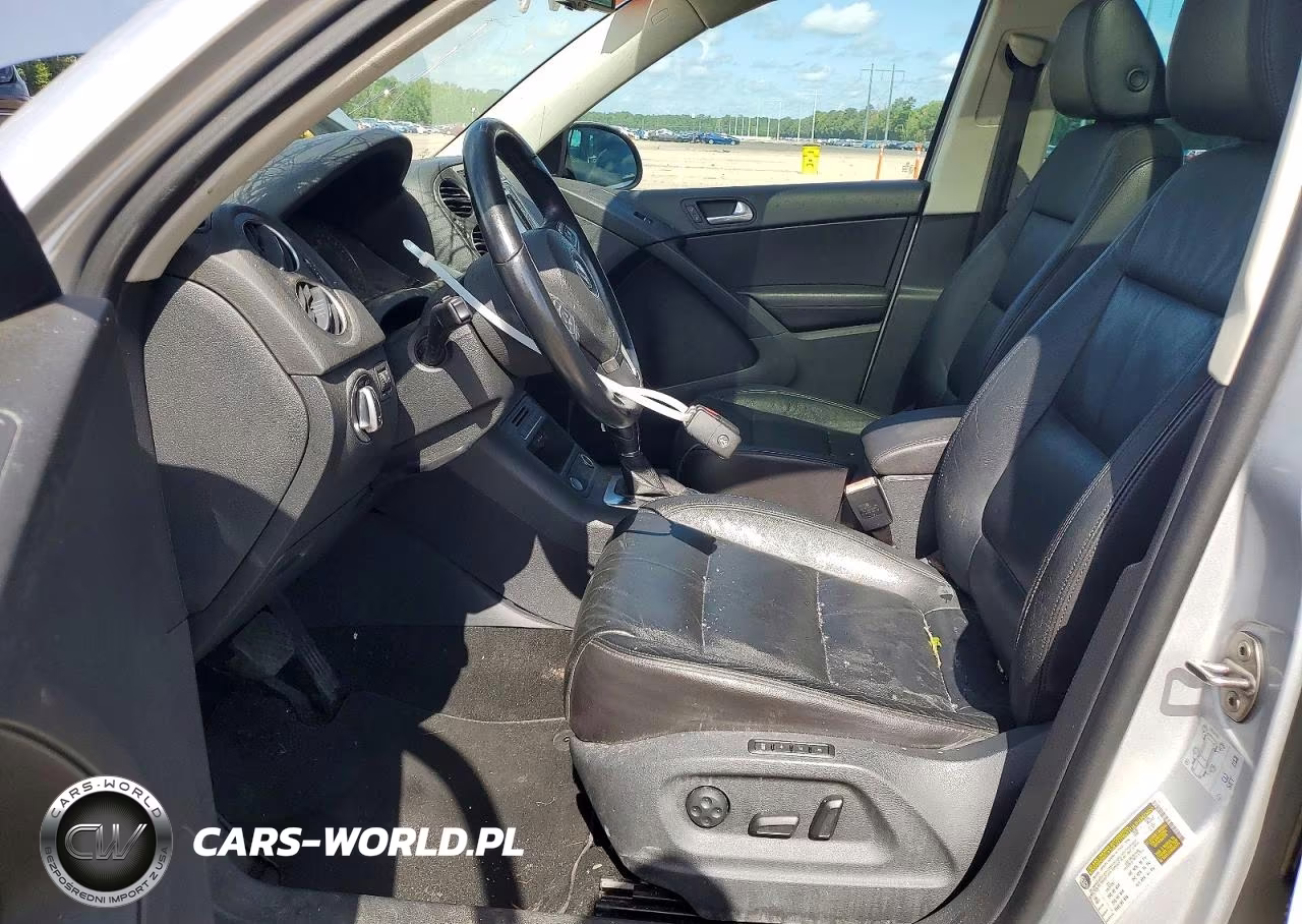 2016 Volkswagen Tiguan S VIN:WVGAV7AX9GW554280 - 7