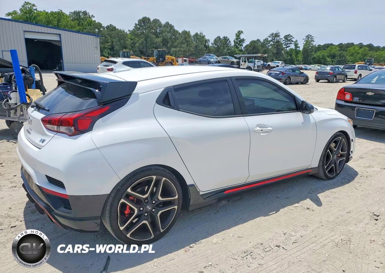 2022 Hyundai Veloster N Base VIN:KMHT36AH8NU013750 - 3