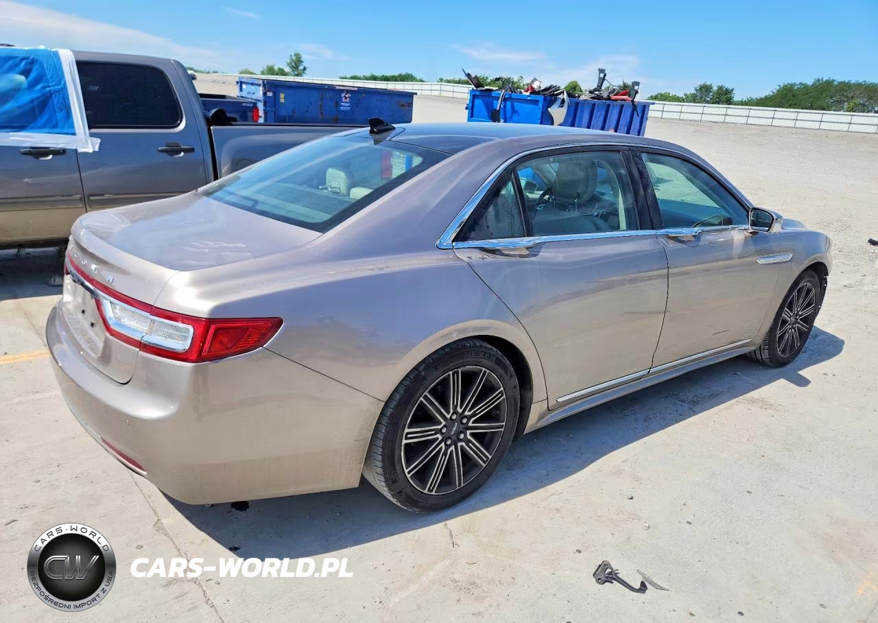 2018 Lincoln Continental Select VIN:1LN6L9SK4J5603232 - 3