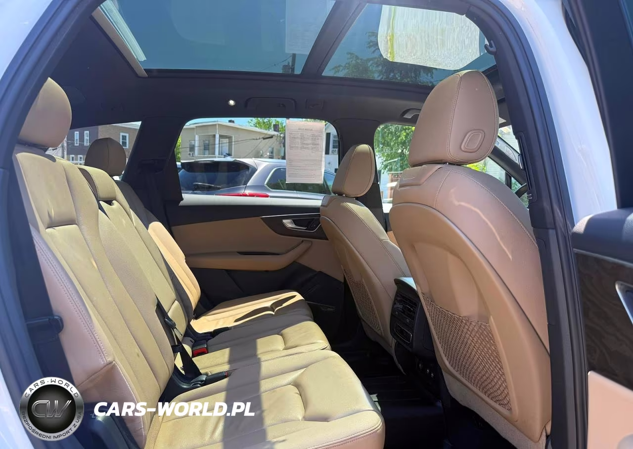 2020 Audi Q7 Premium Plus VIN:WA1LXAF72LD002651 - 8