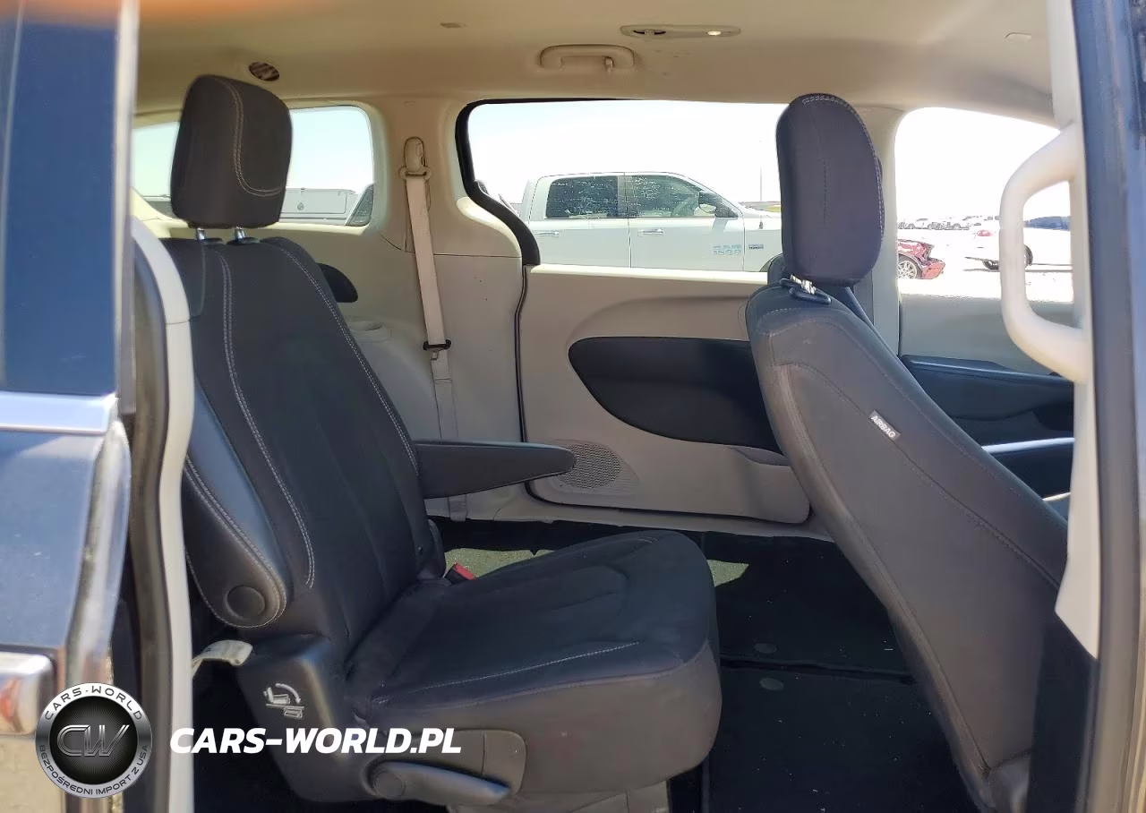 2023 Chrysler Voyager Lx VIN:2C4RC1CG3PR520707 - 11