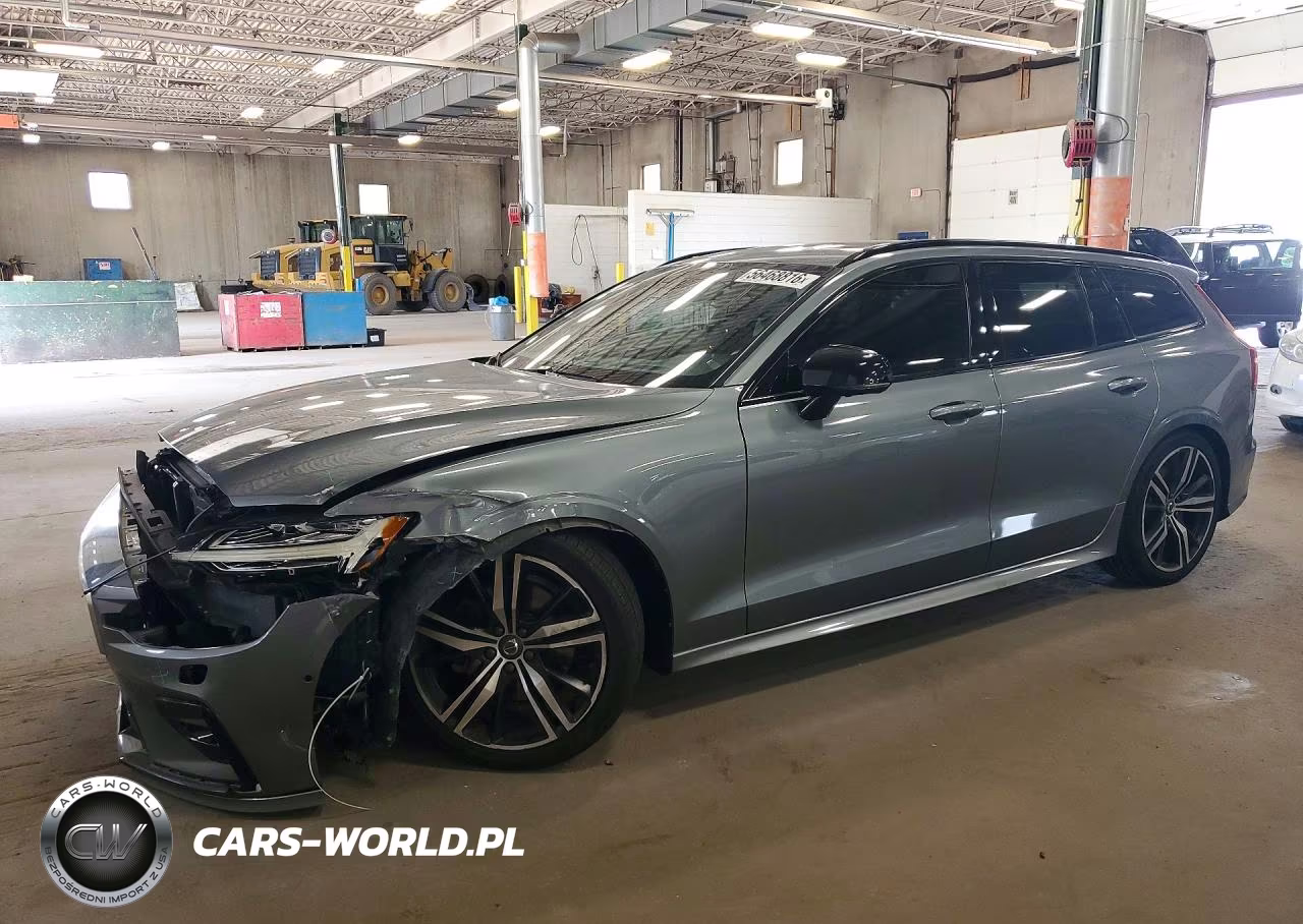 2020 Volvo V60 T5 R-Design
