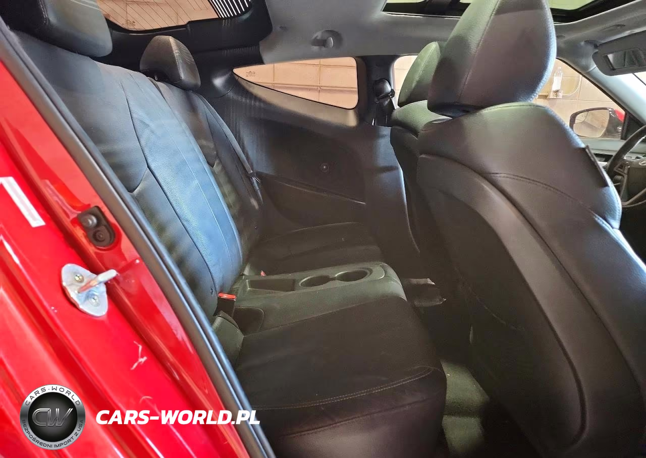 2015 Hyundai Veloster Turbo VIN:KMHTC6AEXFU241000 - 10
