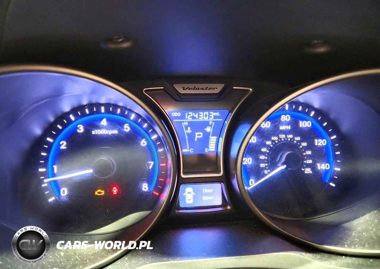 2015 Hyundai Veloster Turbo VIN:KMHTC6AEXFU241000 - 9