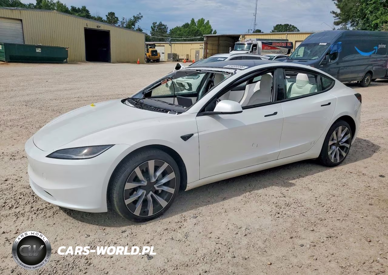 2025 Tesla Model 3 – zdjęcie 1 z 13