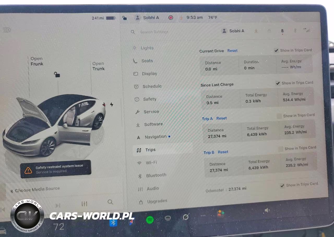 2025 Tesla Model 3 VIN:5YJ3E1EA9SF922129 - 9
