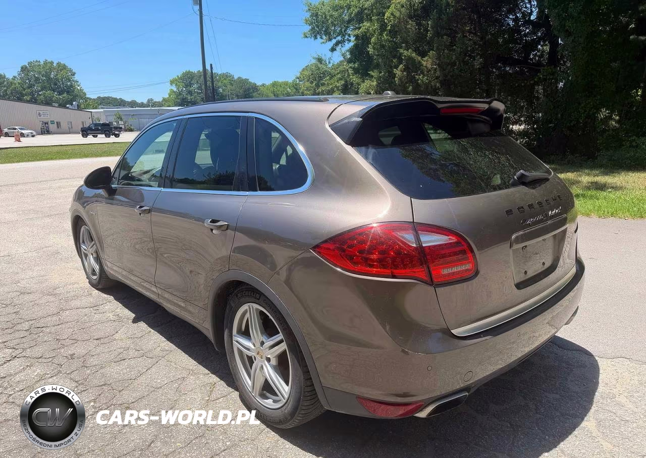2012 Porsche Cayenne S Hybrid VIN:WP1AE2A27CLA91108 - 3