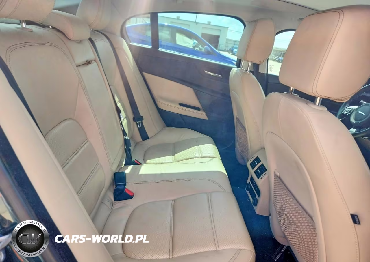2017 Jaguar Xe Prestige VIN:SAJAK4BV5HA966513 - 10
