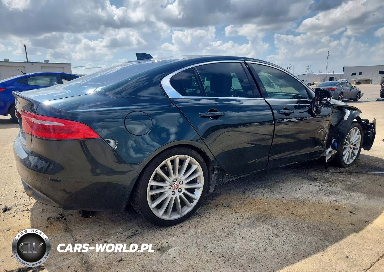 2017 Jaguar Xe Prestige VIN:SAJAK4BV5HA966513 - 3