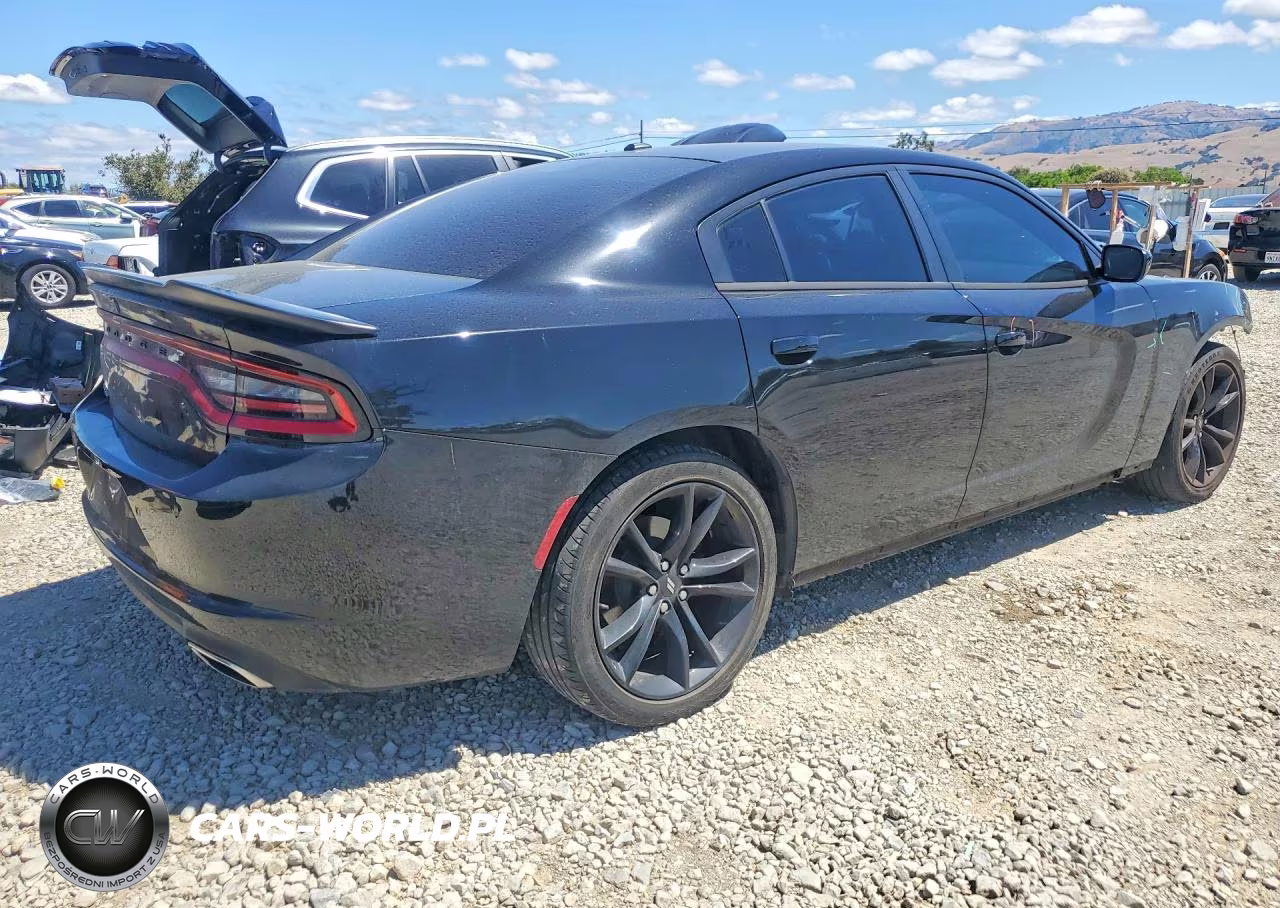 2018 Dodge Charger VIN:2C3CDXBG0JH336365 - 3
