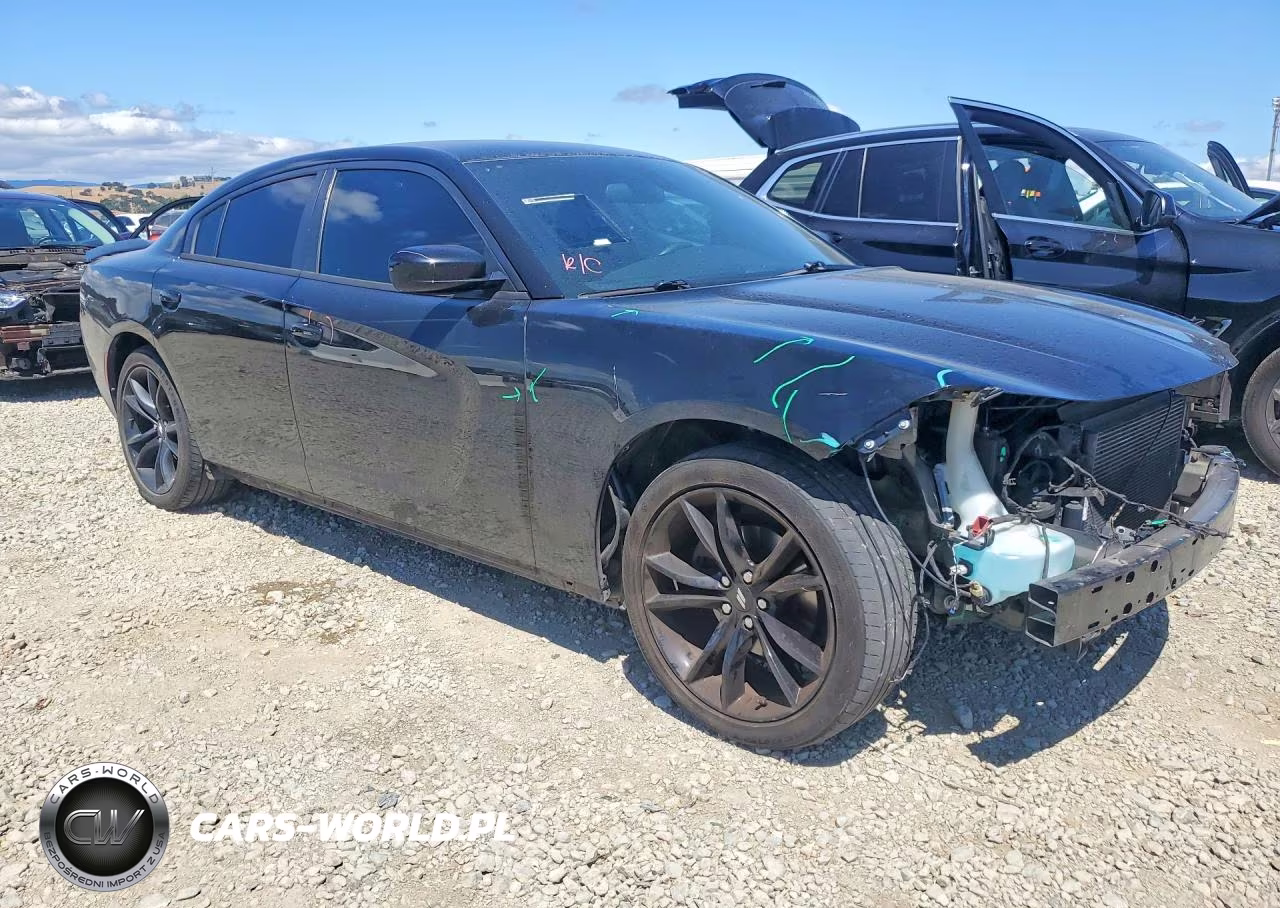 2018 Dodge Charger VIN:2C3CDXBG0JH336365 - 4