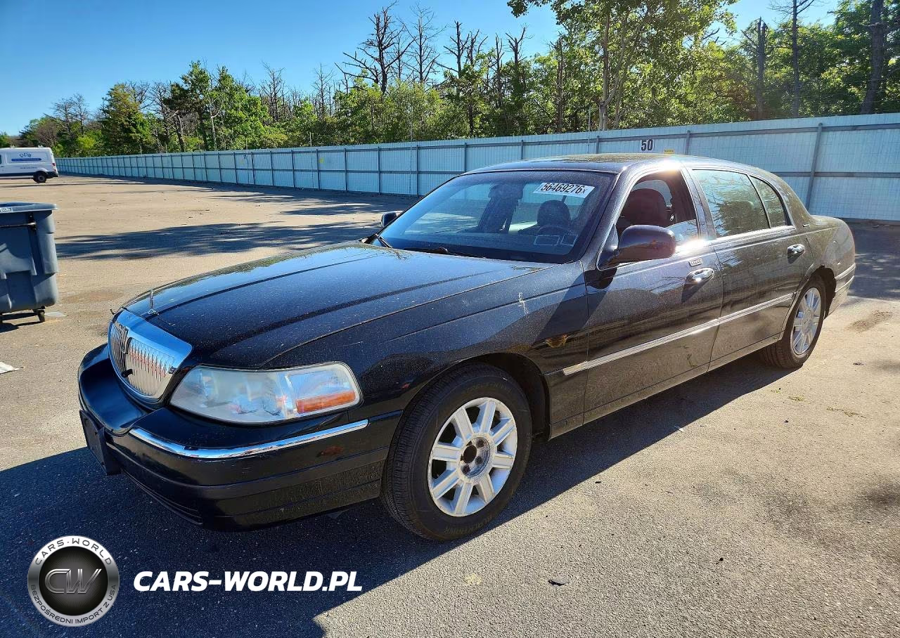 2007 Lincoln Town Car Executive L – zdjęcie 1 z 12