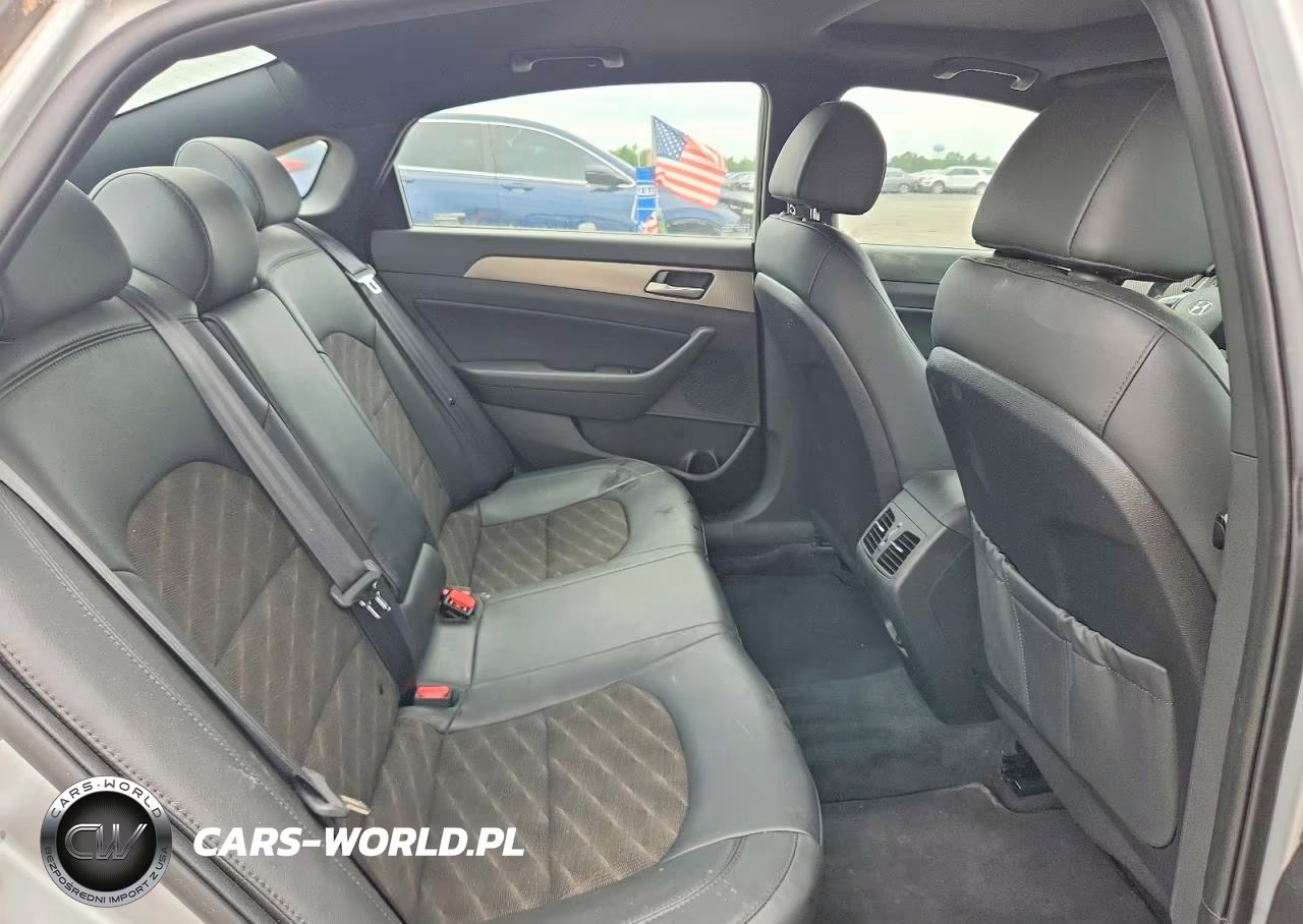 2019 Hyundai Sonata Sport VIN:5NPE34AF0KH807549 - 10