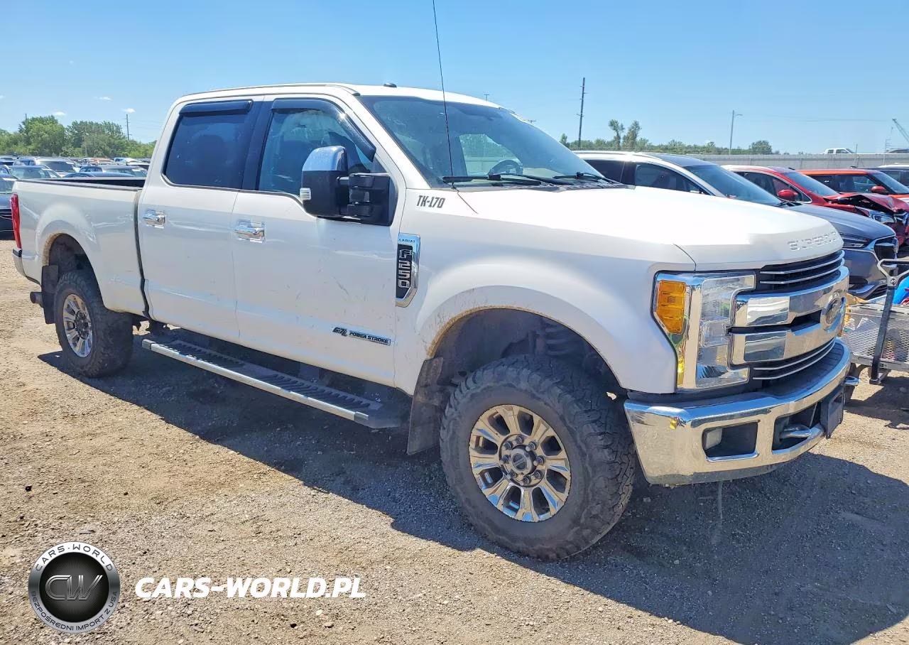 2017 Ford F250 Super Duty VIN:1FT7W2BT8HEC43067 - 4