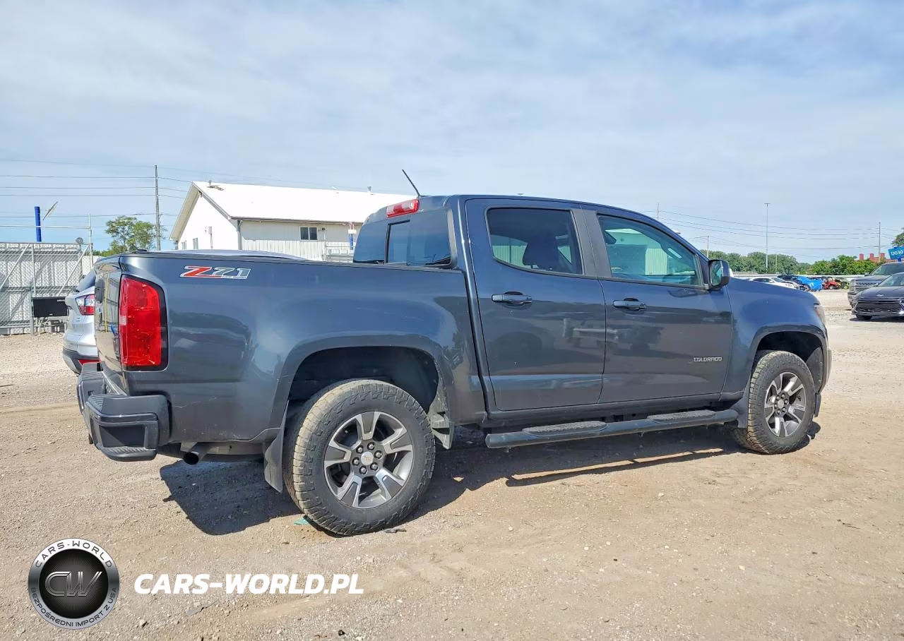 2016 Chevrolet Colorado Z71 VIN:1GCGTDE36G1357865 - 3