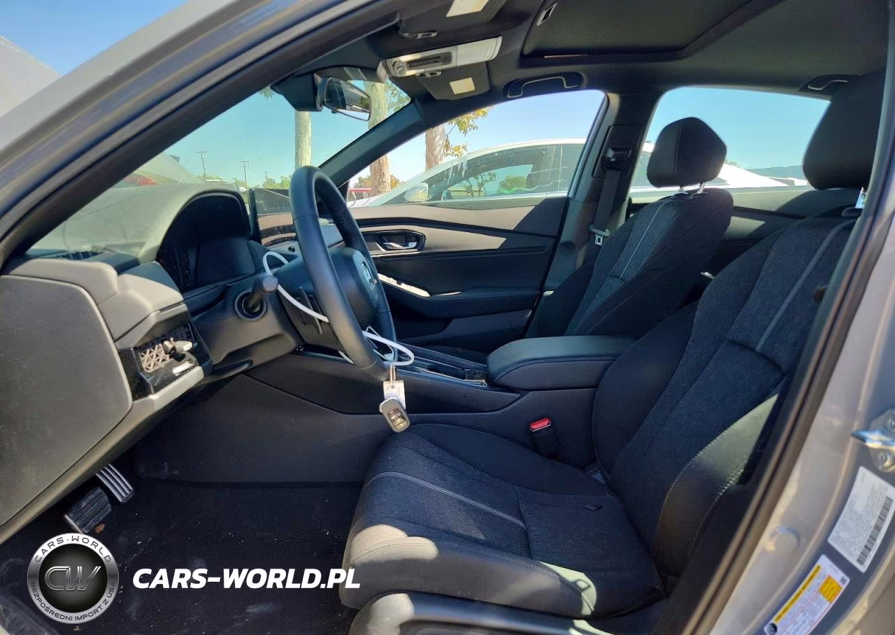 2026 Honda Accord Hybrid Sport VIN:1HGCY2F50TA016462 - 7