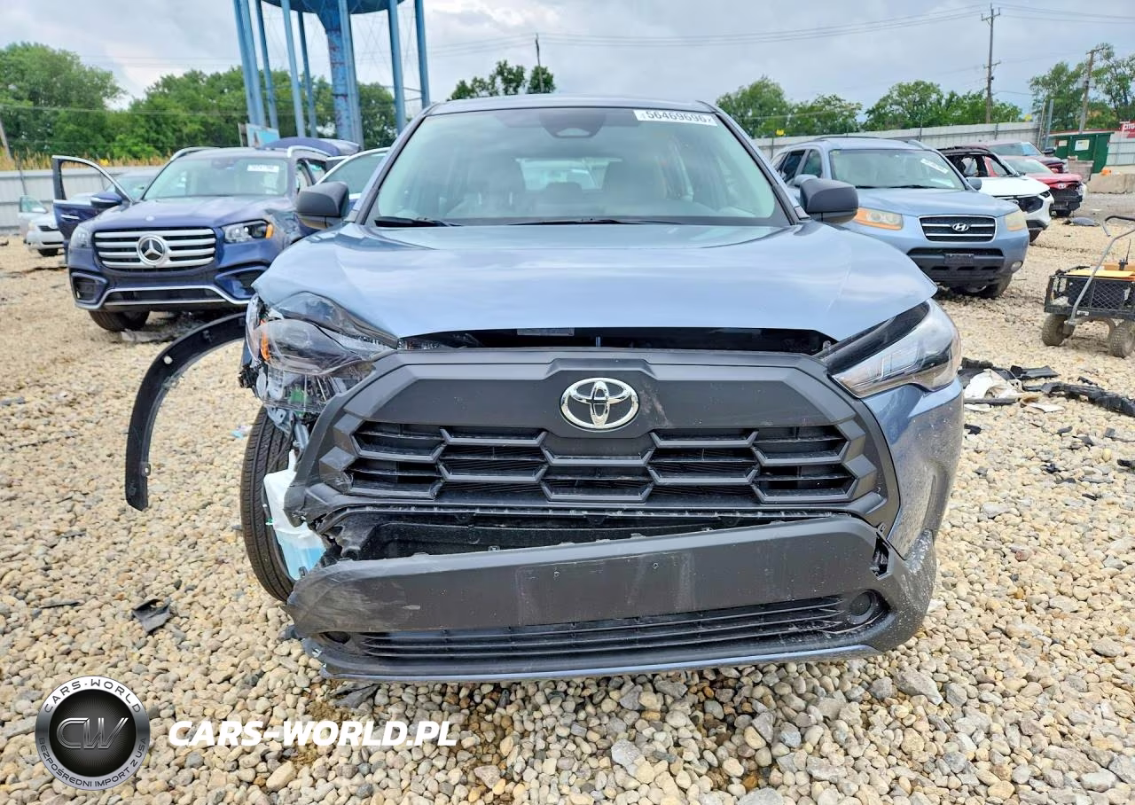 2026 Toyota Corolla Cross L VIN:7MUAAABG3TV173987 - 5