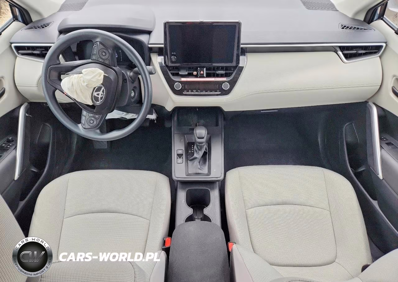 2026 Toyota Corolla Cross L VIN:7MUAAABG3TV173987 - 8