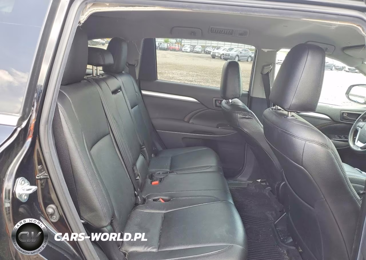 2019 Toyota Highlander Le VIN:5TDBZRFH2KS727351 - 11