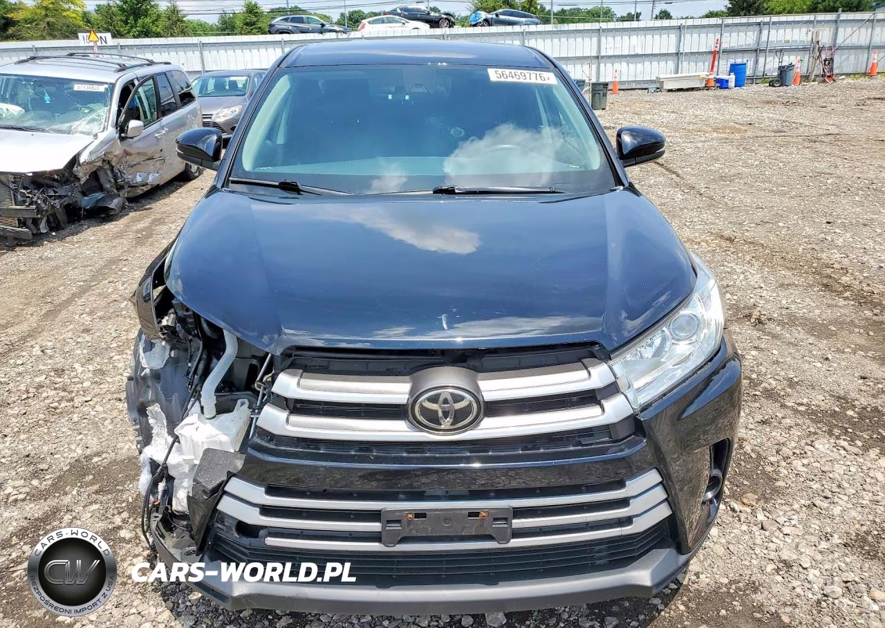 2019 Toyota Highlander Le VIN:5TDBZRFH2KS727351 - 5