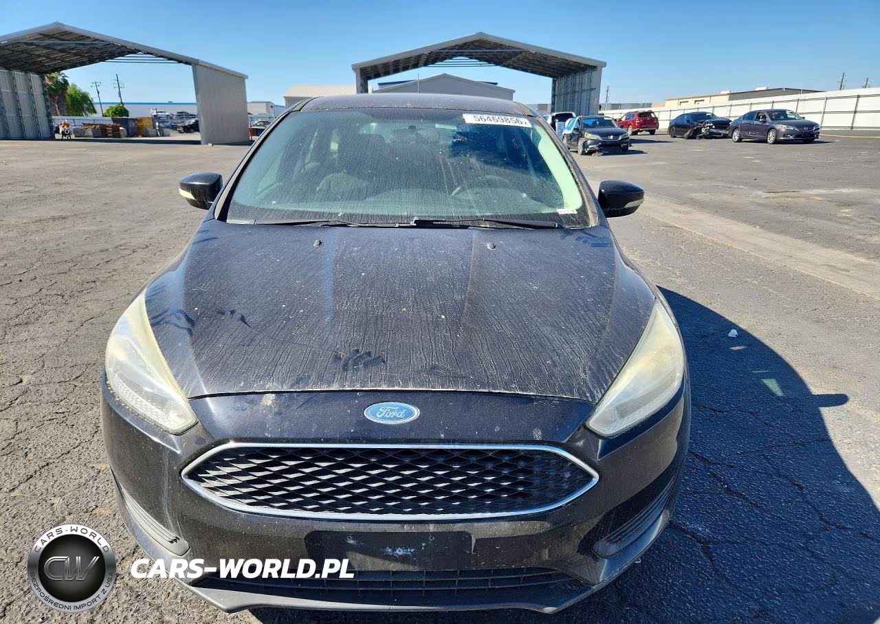 2016 Ford Focus Se VIN:1FADP3K29GL351839 - 5