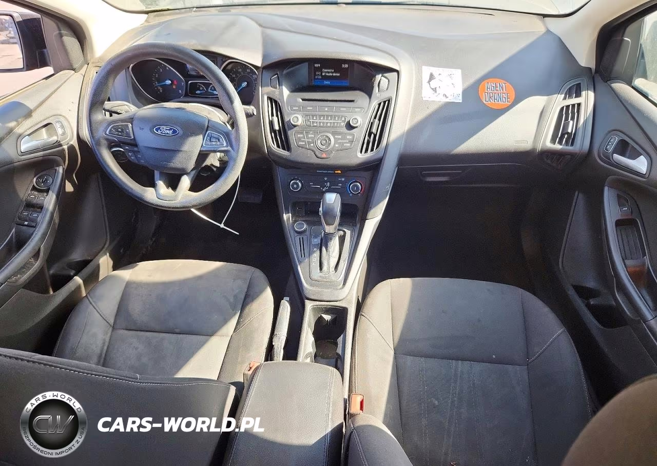2016 Ford Focus Se VIN:1FADP3K29GL351839 - 8