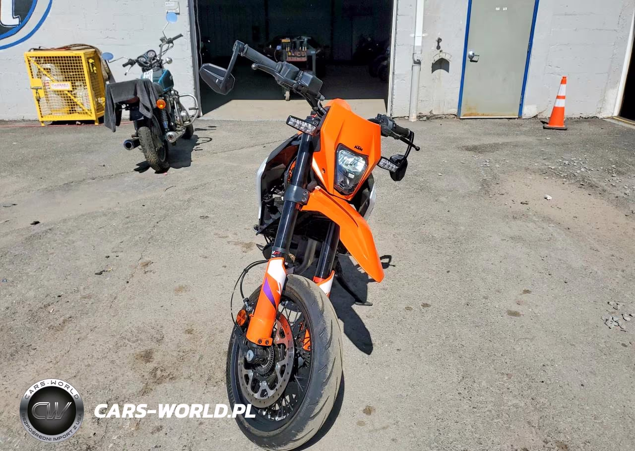 2025 Ktm 690 Smc R VIN:MD2J2J402SN201008 - 2