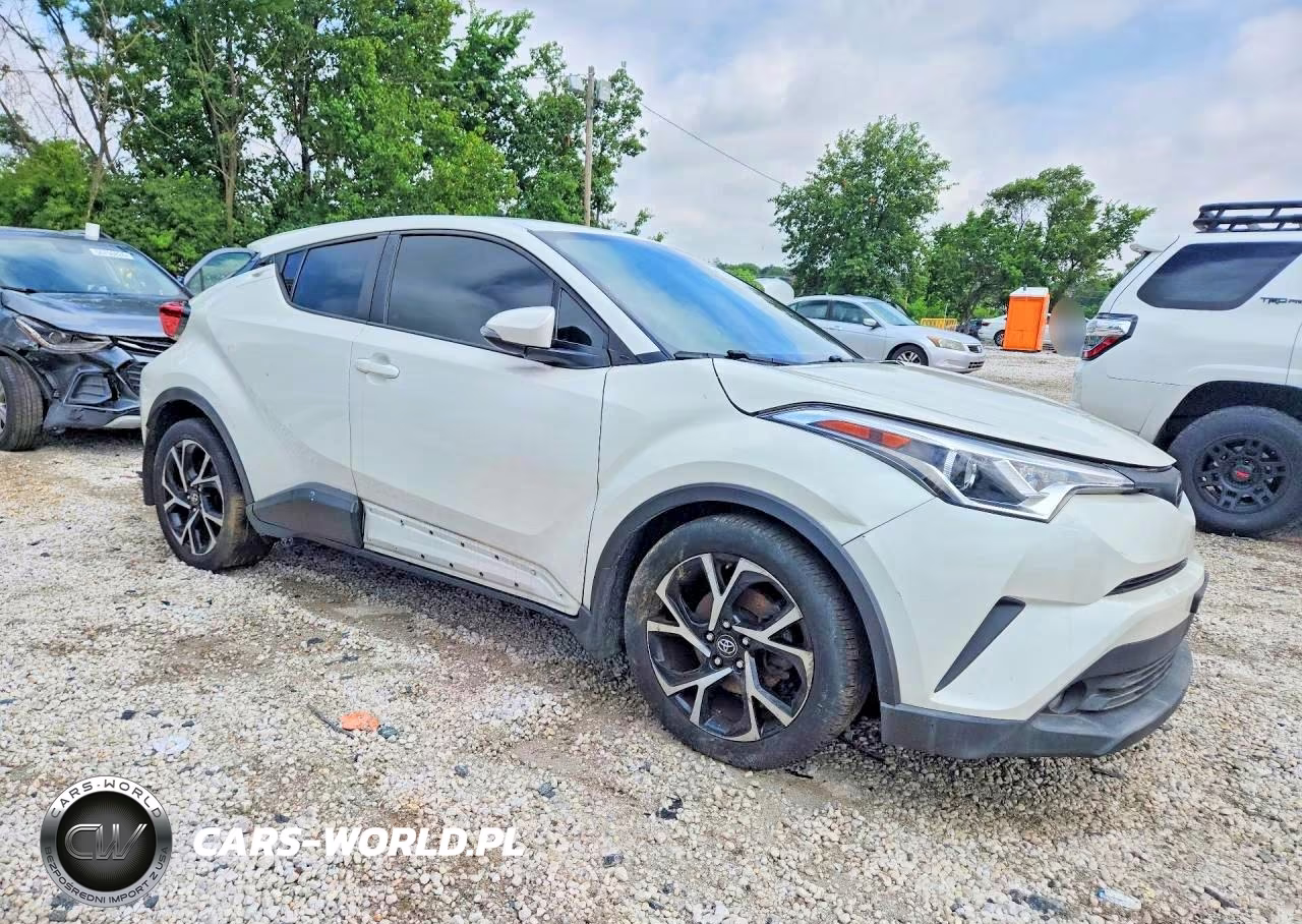 2018 Toyota C-Hr Xle Premium VIN:NMTKHMBX5JR033561 - 4
