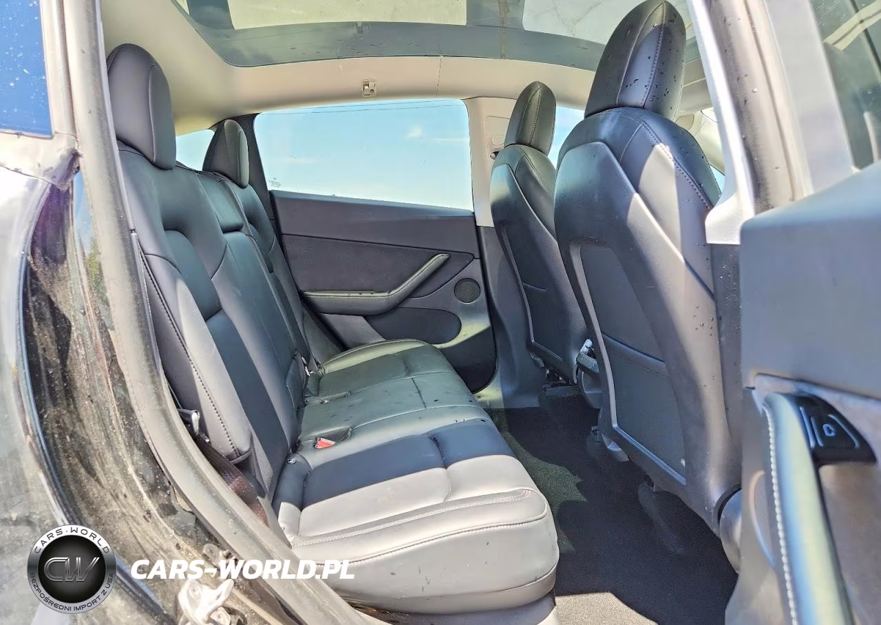 2021 Tesla Model Y VIN:5YJYGDEE5MF089632 - 10